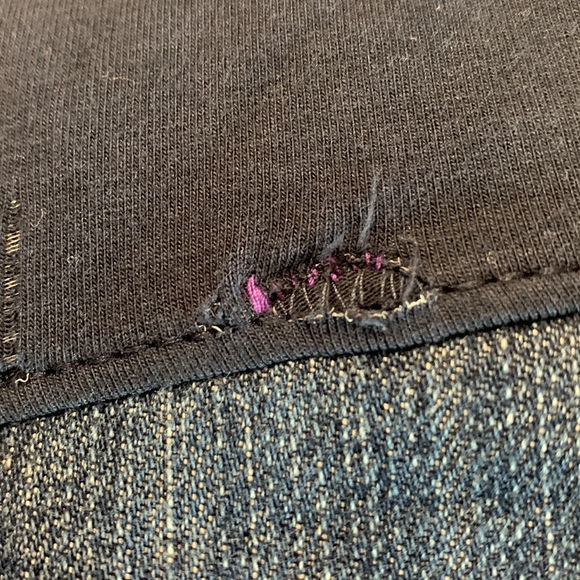 Old navy sz medium maternity jean skirt - Picture 5 of 7